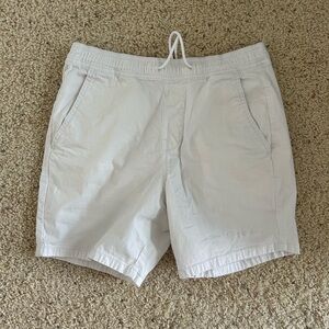 Hollister White Jogger Shorts 7”